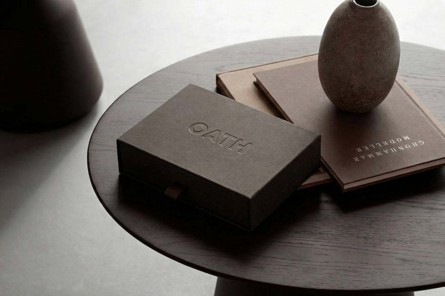 OATH box decor table